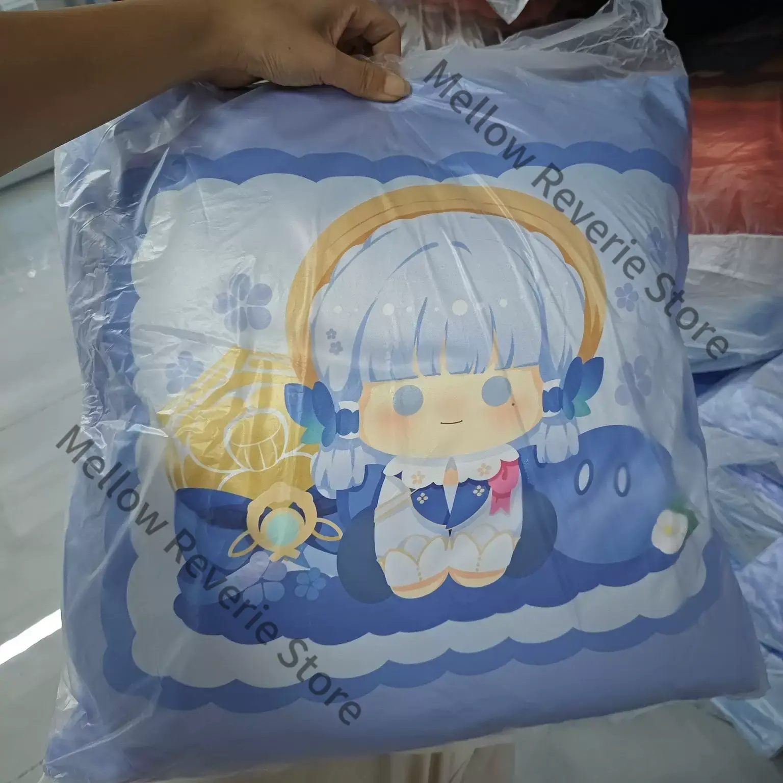 Throw Pillow - Косплей-подушка в стиле аниме по игре