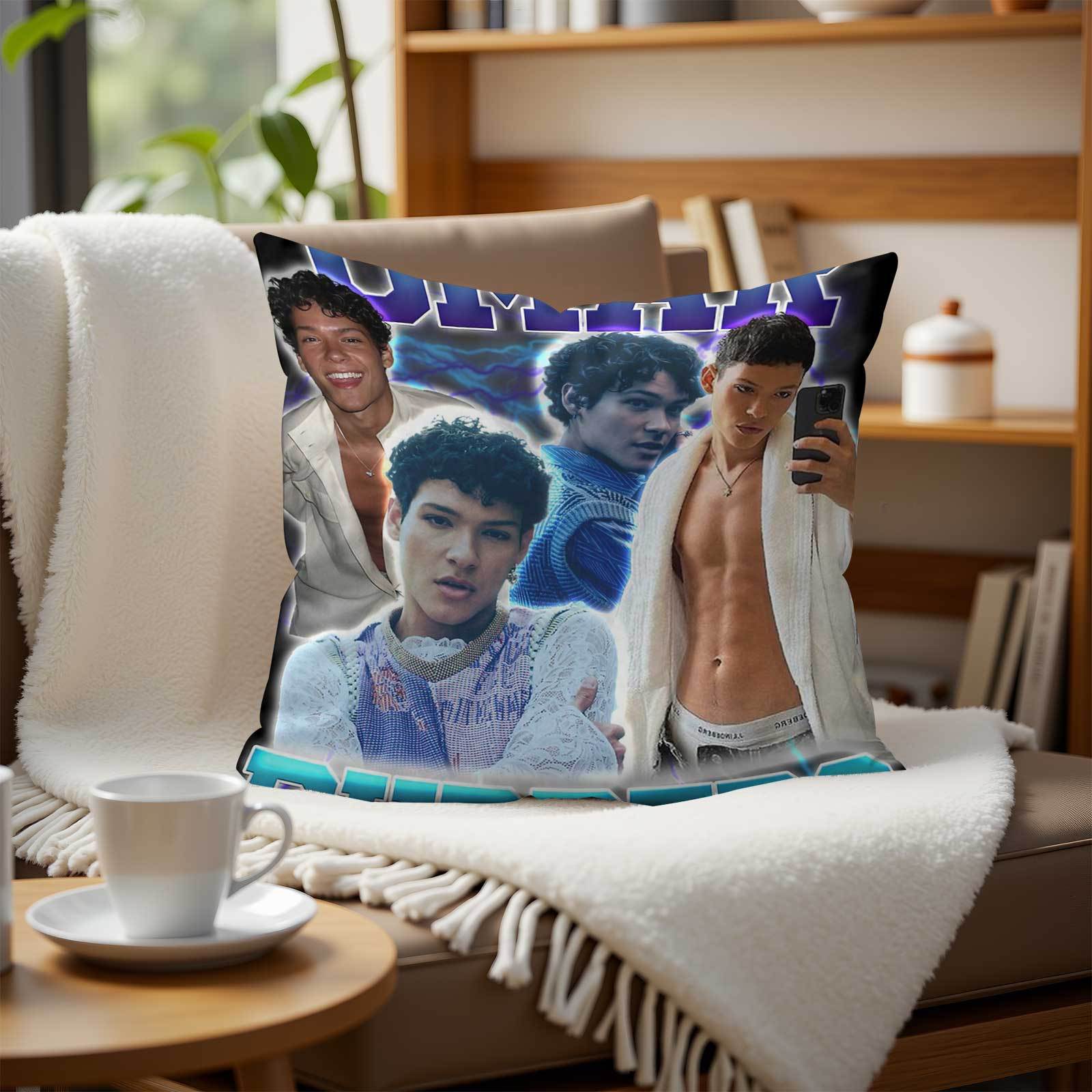 Декоративные квадратные наволо – обзор и цена Throw Pillow